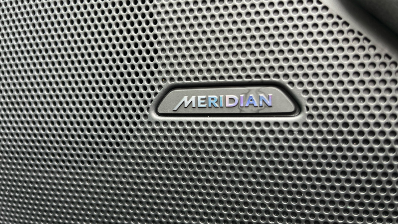 Land Rover Range Rover Velar 2.0 D200 MHEV Dynamic SE 5dr Auto Diesel Estate